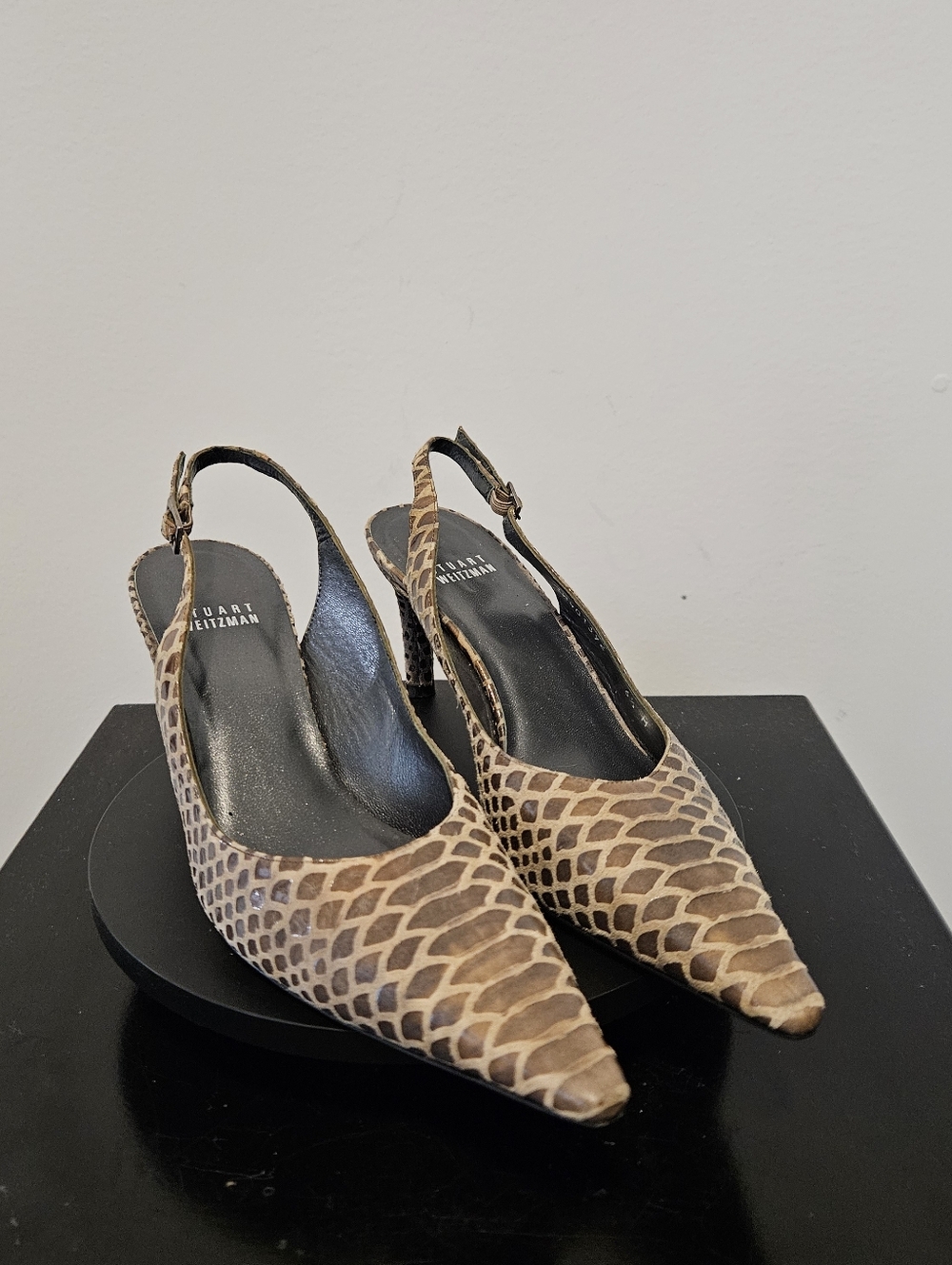 Stuart Weitzman Leather Taupe Snakeskin Slingback Pumps 3 Inch Heel Size 6.5M - Picture 3 of 10